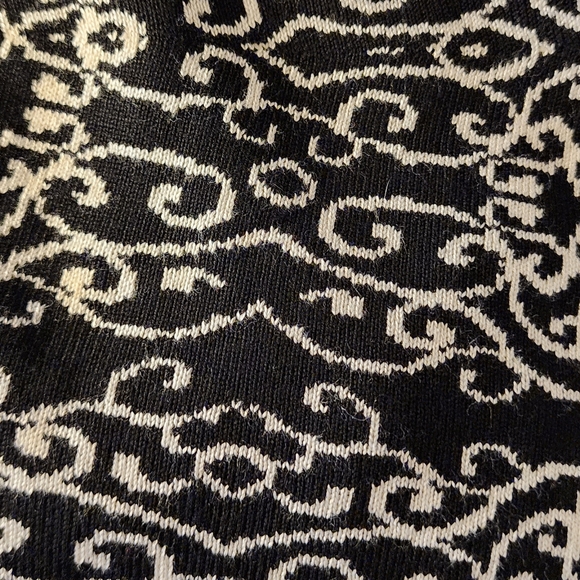 Black & White Print Swing Skirt Medium NWT - Picture 4 of 7